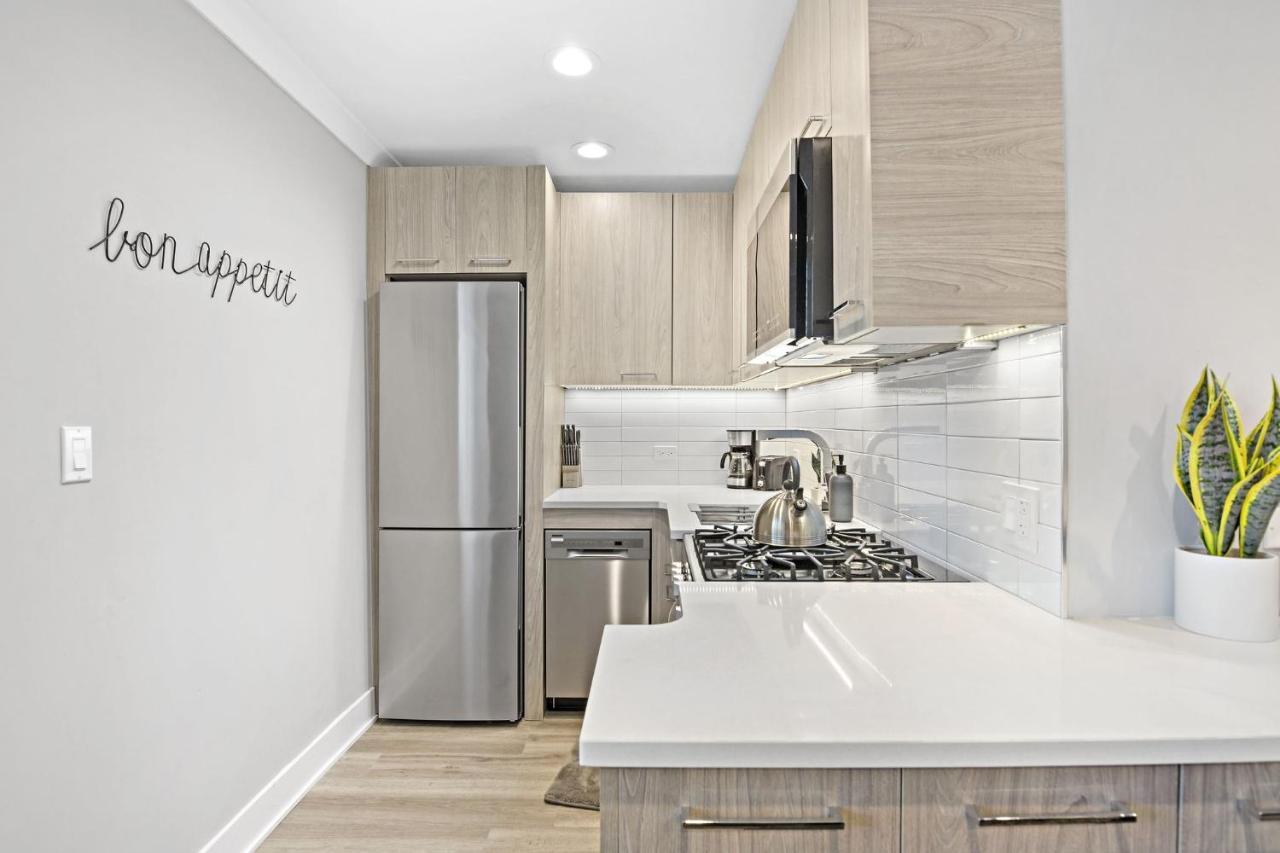 Sophisticated Studio Apartment With Modern Kitchen - Oakdale Od2 Rep Chicago Exterior foto